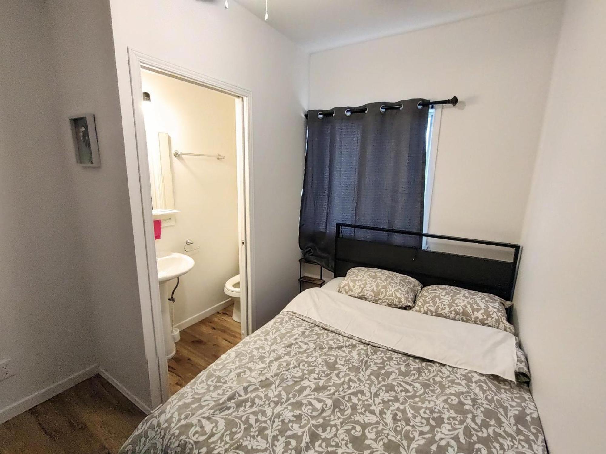 Welcome To Airbnb Saint-Jean-sur-Richelieu Room photo